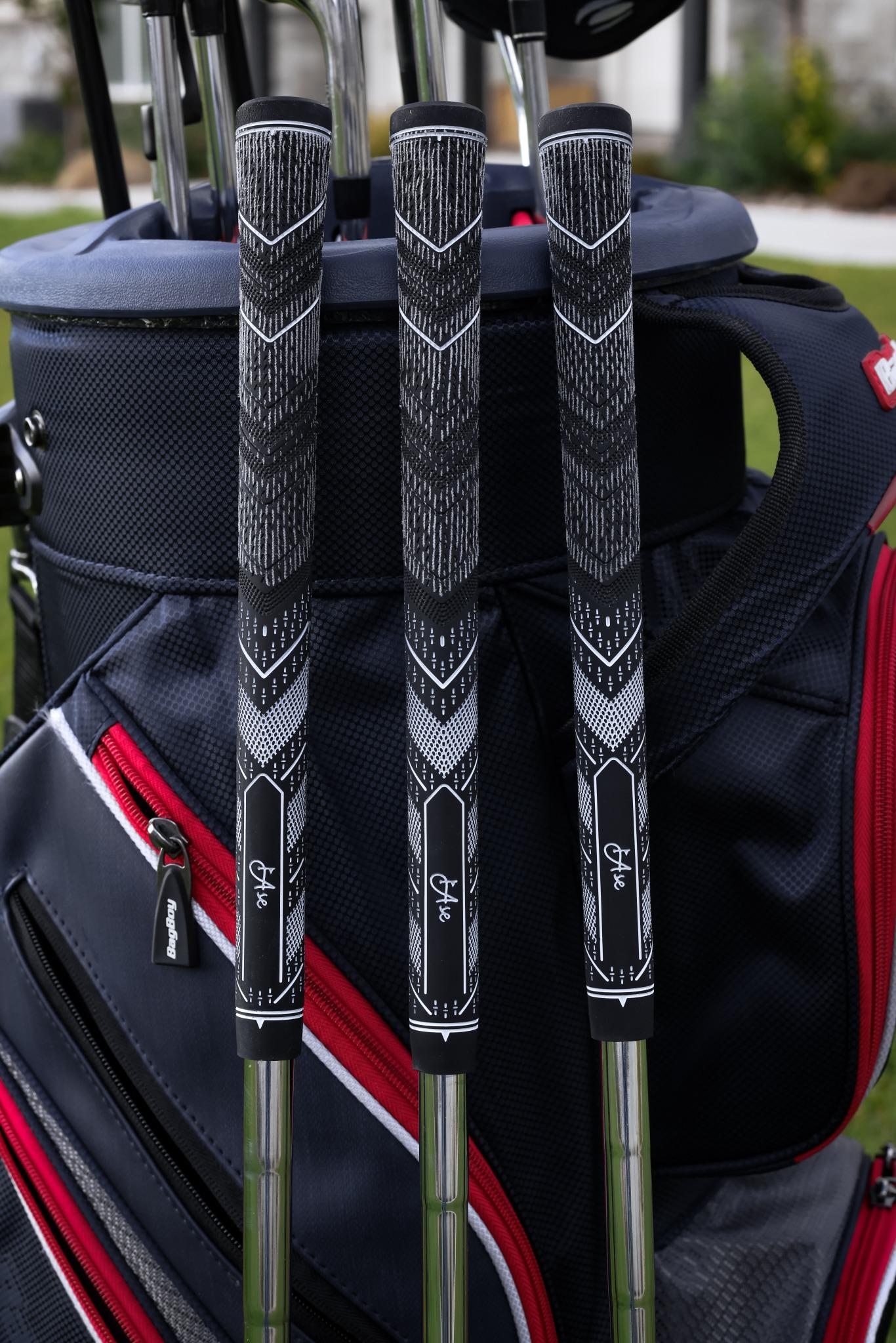 BLACKOUT 3-Piece Wedge Set (52,56,60)