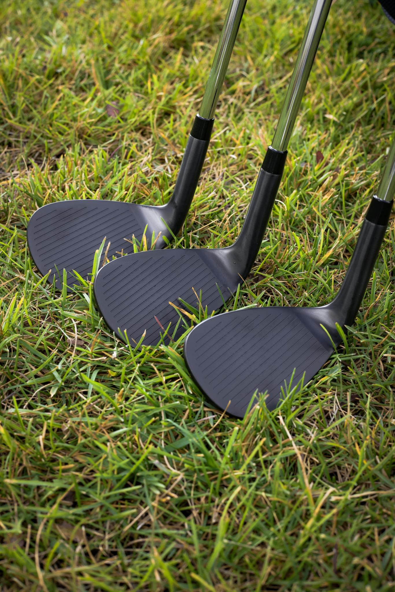 BLACKOUT 3-Piece Wedge Set (52,56,60)