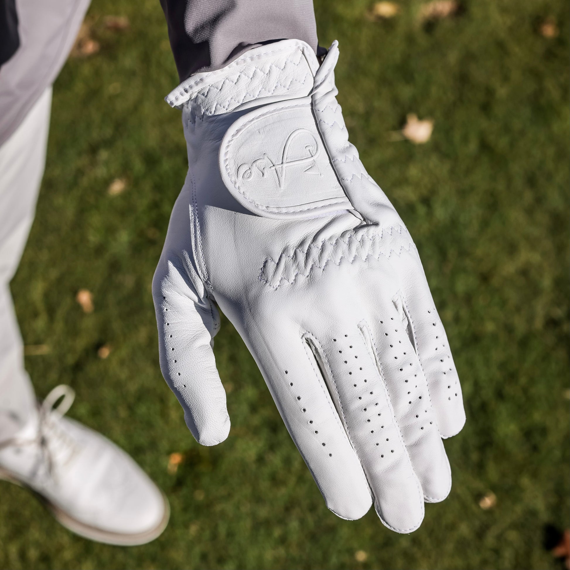 golf gloves